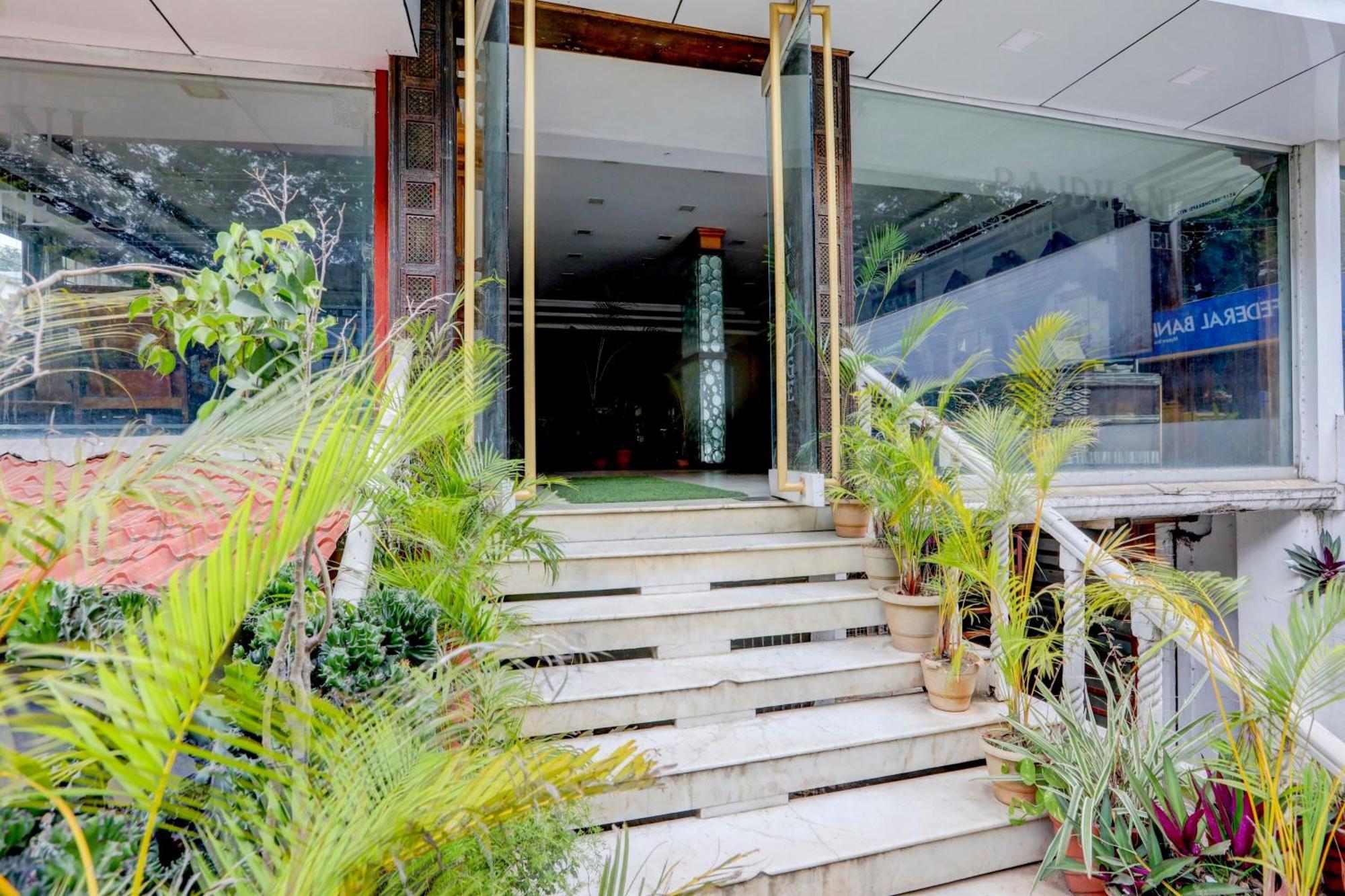 Hotel O Rajdhani Group Of Hotels Mysore Exterior photo